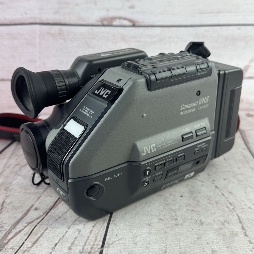 JVC GR-AX7GYU Compact VHS-C Camcorder Vintage Video Camera Battery Untested